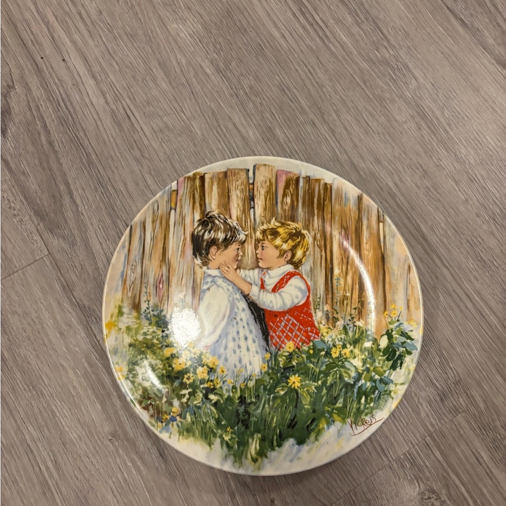 1981 Wedgwood Be My Friend Collectors Plate